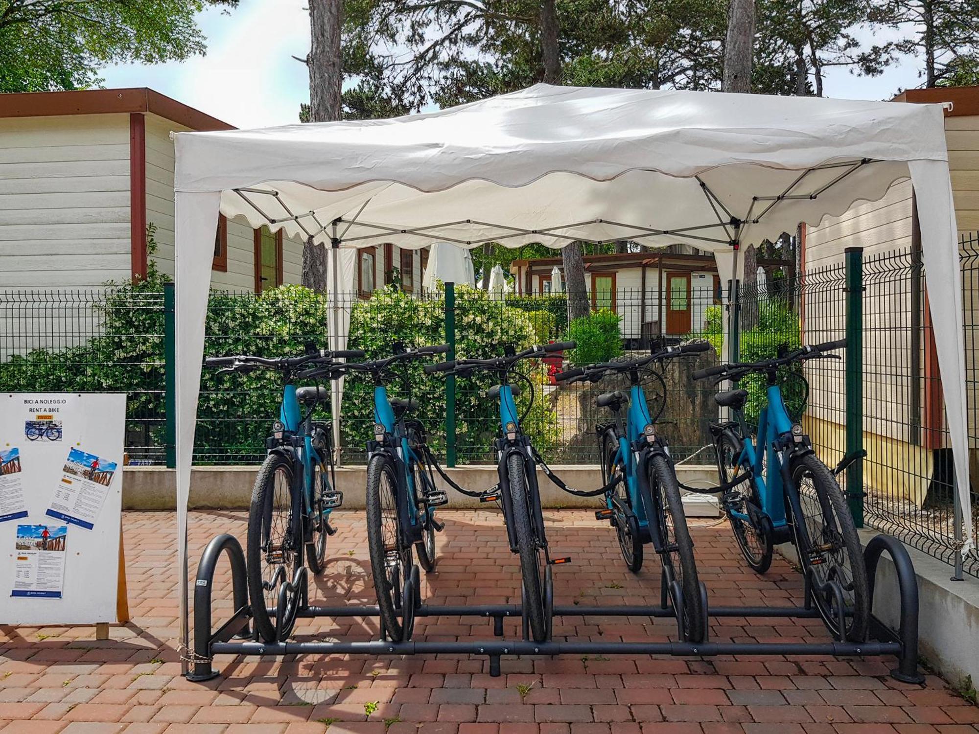 Camping Village Mare Pineta Sistiana Bagian luar foto