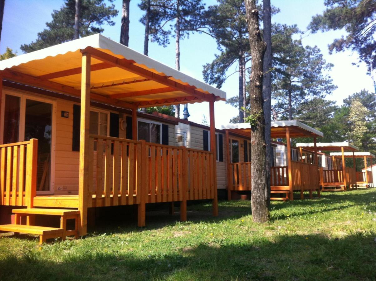 Camping Village Mare Pineta Sistiana Ruang foto